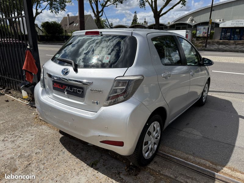 Toyota YARIS HSD 100H BUSINESS 5P (image 13)
