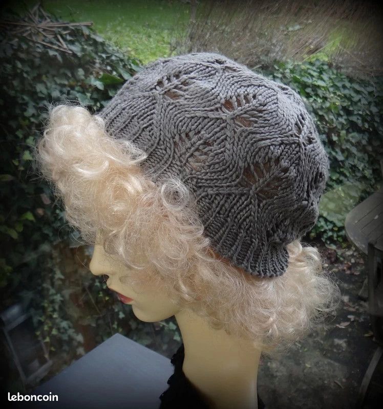 Bonnet maille ajourée gris (image 3)