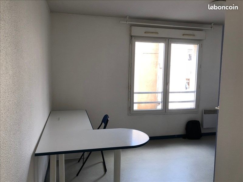 Studio 1 pièce 23 m² - Poitiers 86000 (image principale 2)