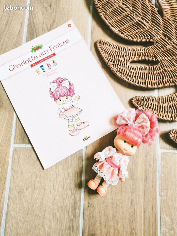 Strawberry Shortcake Charlotte Aux Fraises Tarta De Fresa Melonie Belle From Peach Blush Altaya 20s