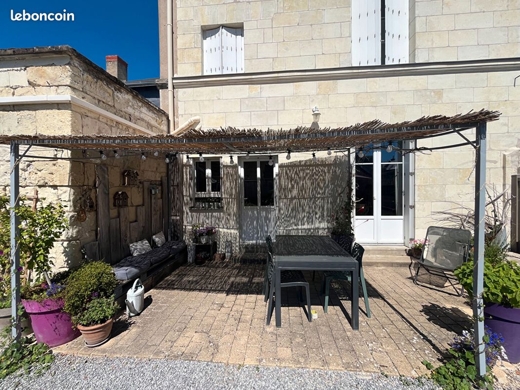 Maison 9 pièces 155 m² · à Bourgueil · 155 m² · 287 200 €