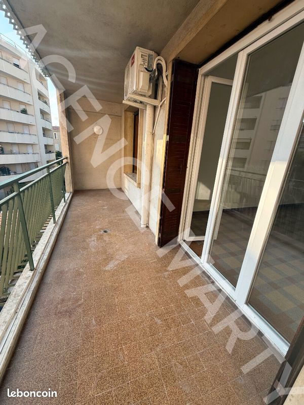Appartement 3 pièces 67 m² · à Marseille · 67 m² · 980 €/mois