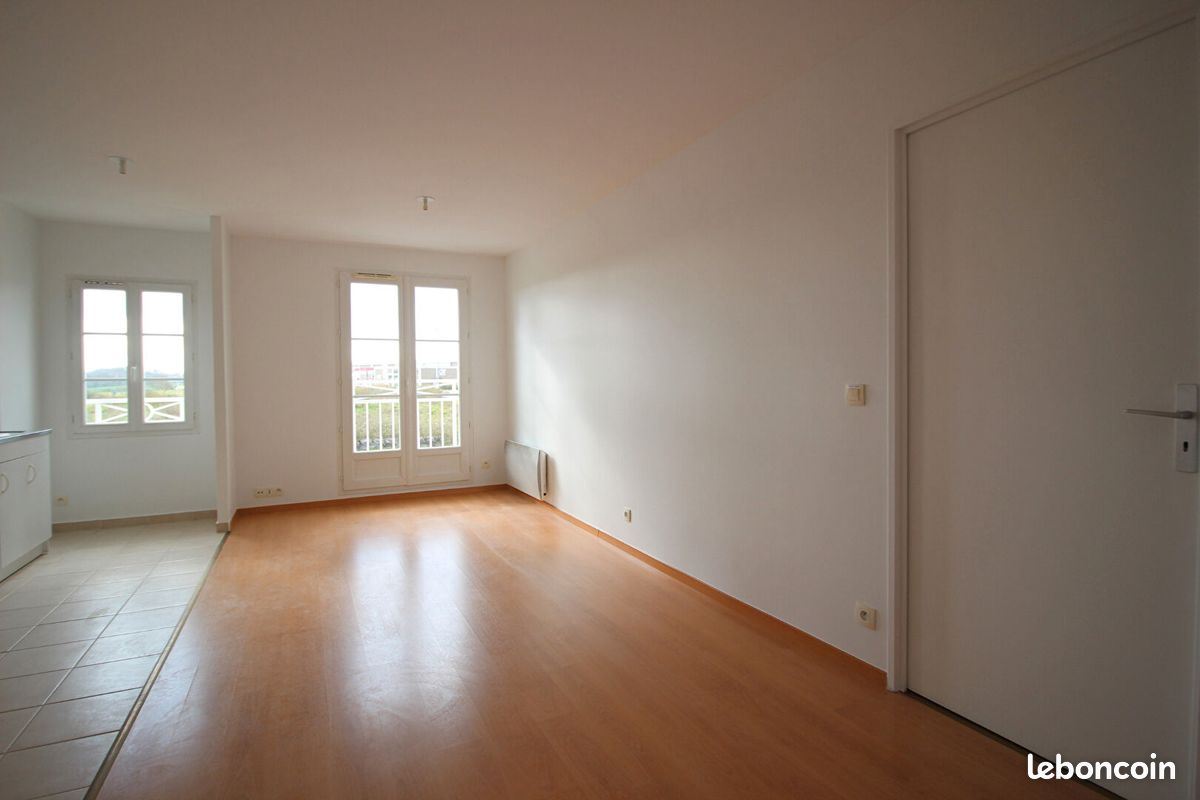 Appartement 3 pièces 59 m² · à Le Plessis-Belleville · 59 m² · 161 000 €