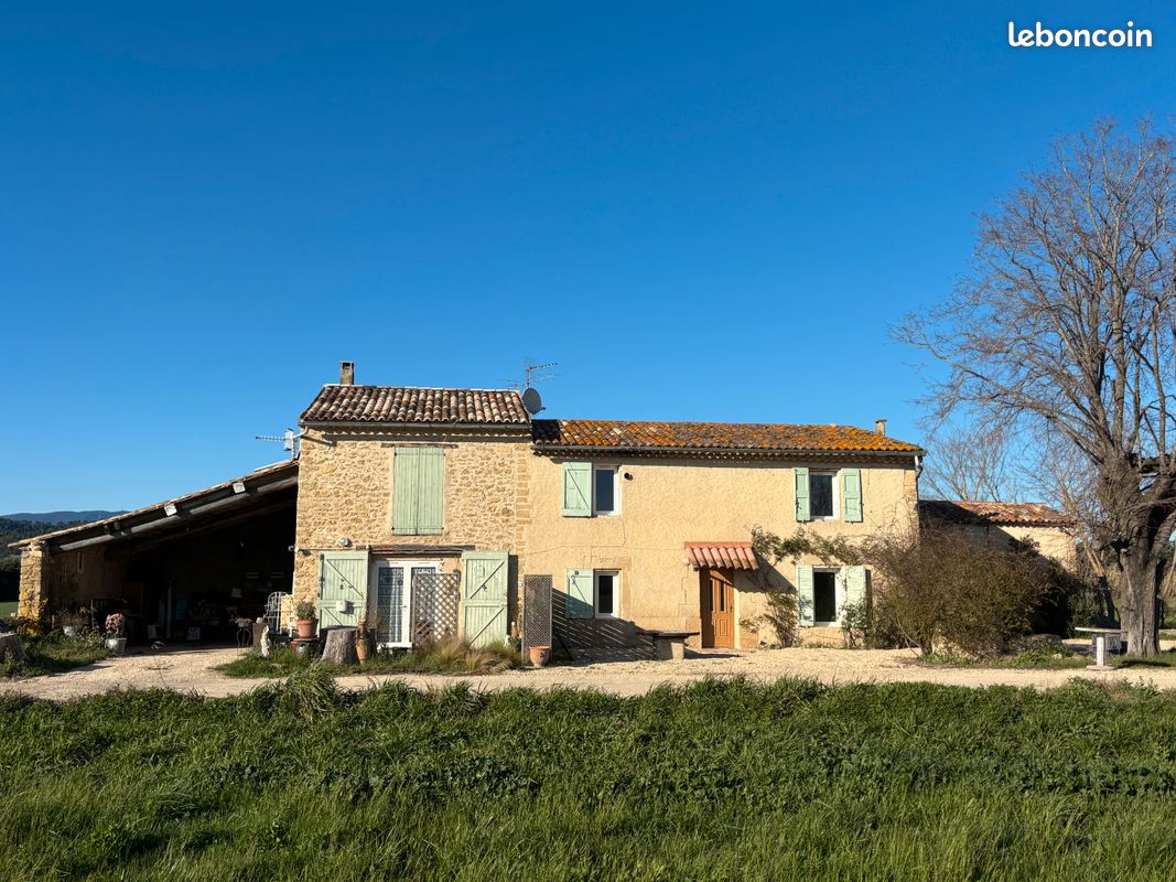 Maison 5 pièces 157 m² · à Pertuis · 157 m² · 700 000 €