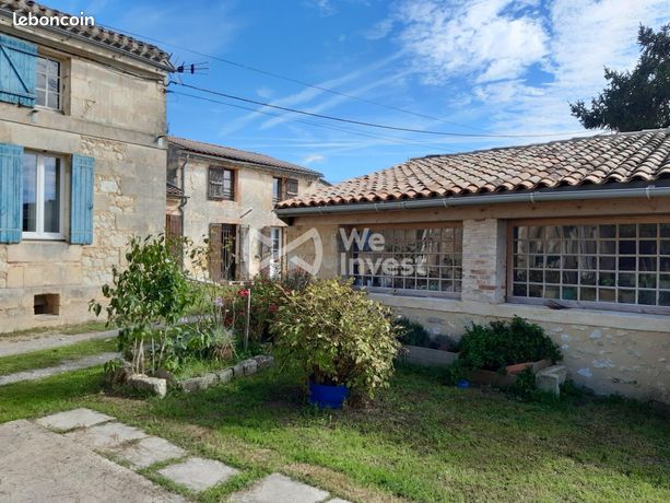 Maison 11 pièces 300 m²