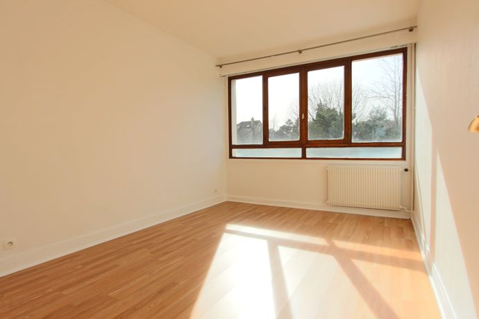 Appartement a louer  - 5 pièce(s) - 123 m2 - Surfyn