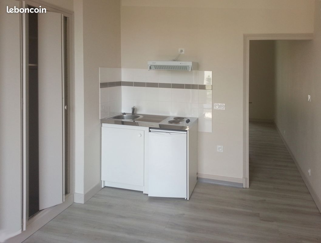 Appartement 1 pièce 28 m² · à Brive-la-Gaillarde · 28 m² · 410 €/mois