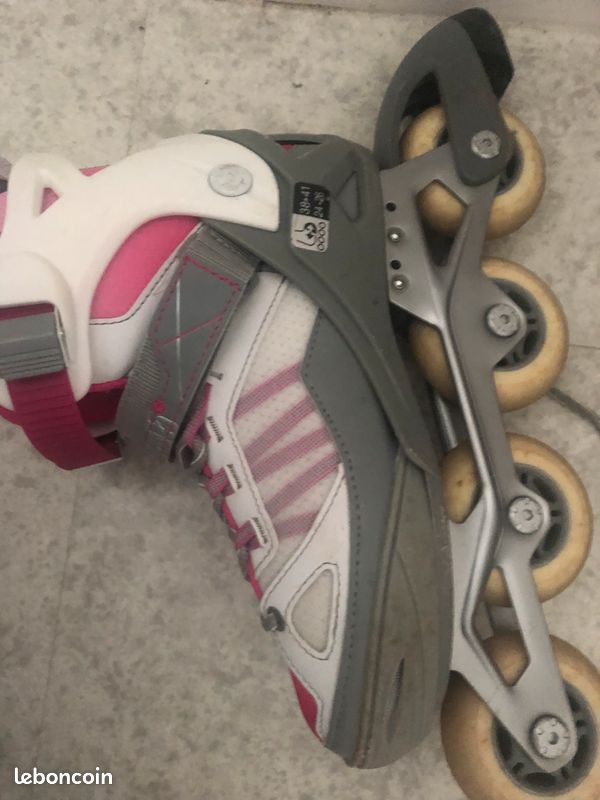 Casque +roller +équipement (image 3)