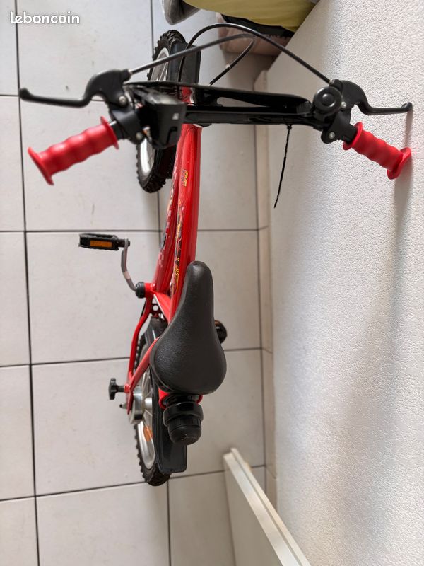Velos CARS enfant (image 4)