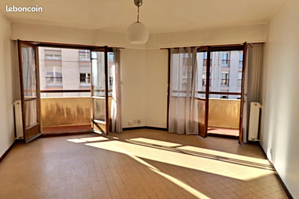 Appartement 2 pièces 55 m² · à Marseille · 55 m² · 170 000 €