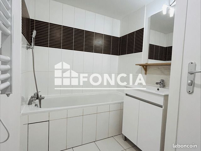 Appartement a louer ris-orangis - 4 pièce(s) - 71 m2 - Surfyn