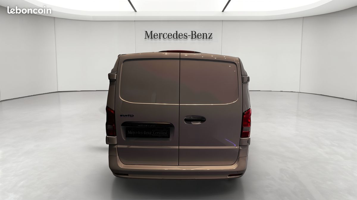 Mercedes evito fourgon 60 kwh long fwd (image 4)