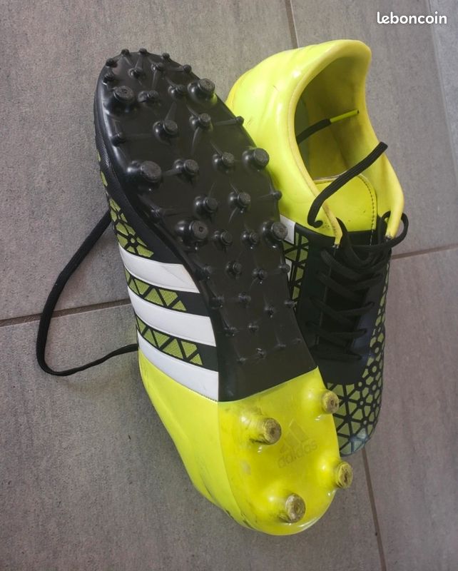 Chaussures de foot/ Crampons Adidas (image 5)