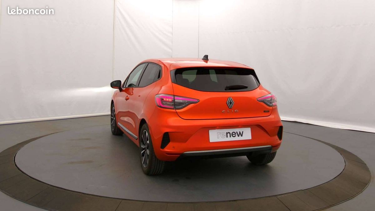 Renault clio e tech full hybrid 145 techno (image 21)