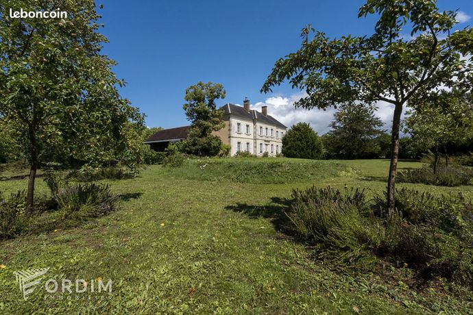 Maison 6 pièces 220 m²