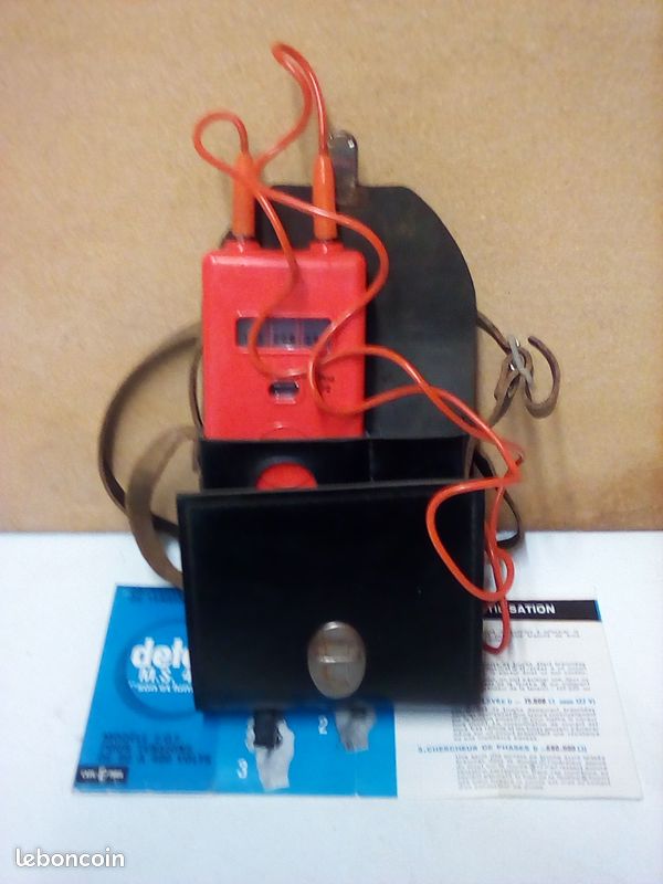 Contrôleur de tension électrique (image 2)