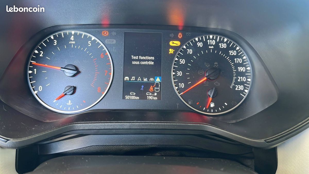 Renault clio tce 90 equilibre (image 14)