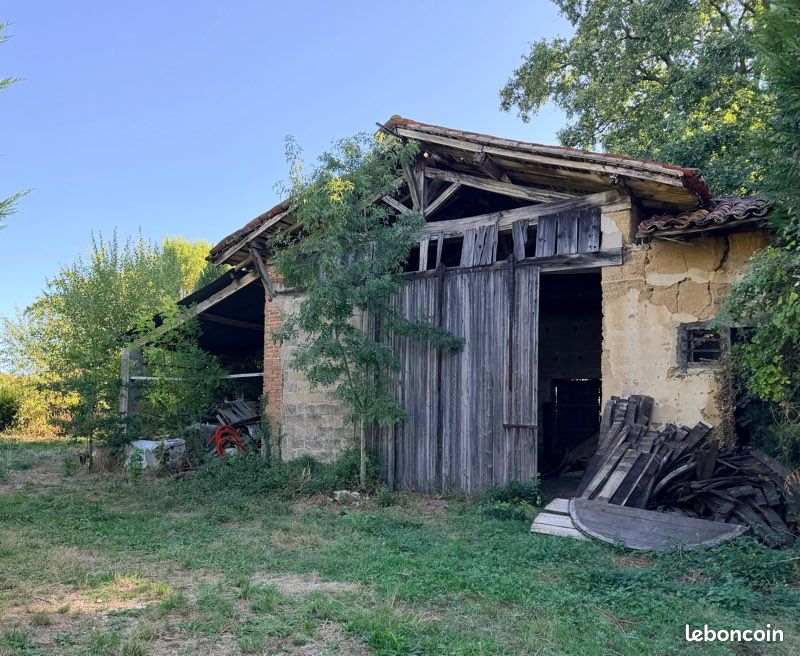 Maison 1 pièce 90 m² · à Bâgé-Dommartin · 90 m² · 83 000 €