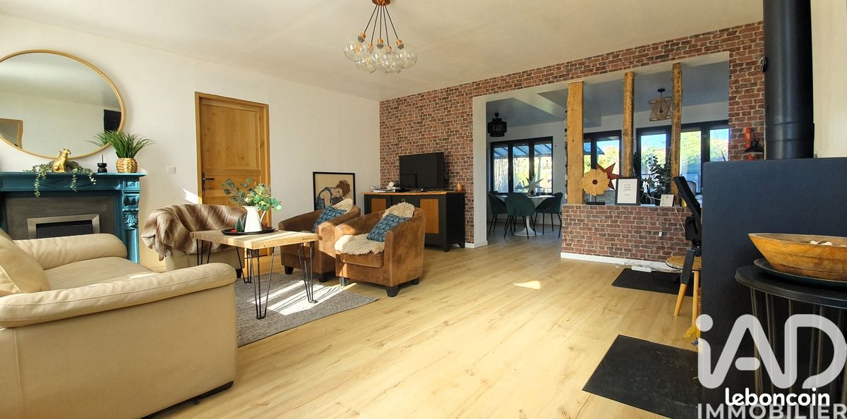 Maison 8 pièces 234 m² · à Belloy-sur-Somme · 234 m² · 292 000 €