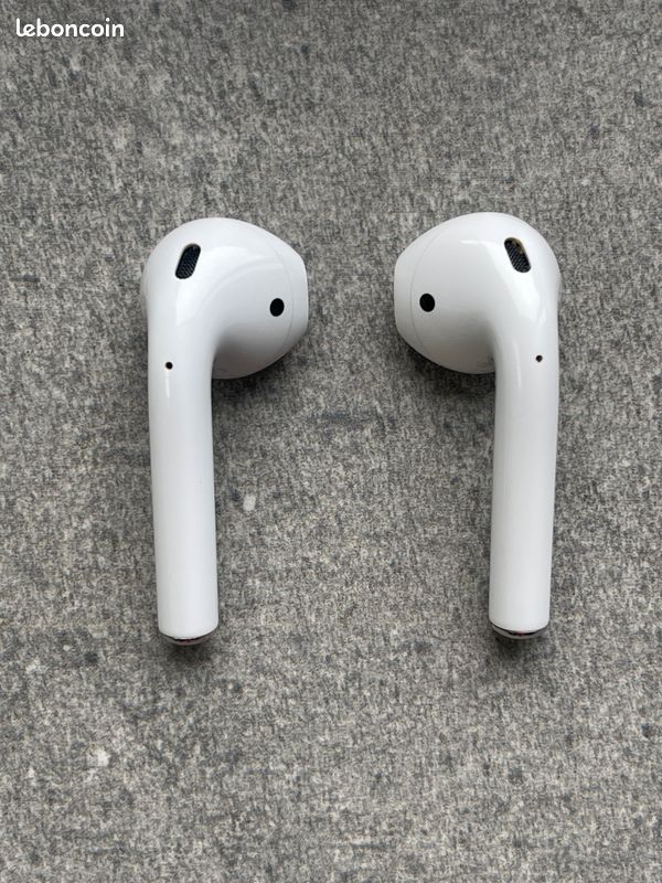 Apple AirPods 2 avec boîtier de charge sans fil (image 6)