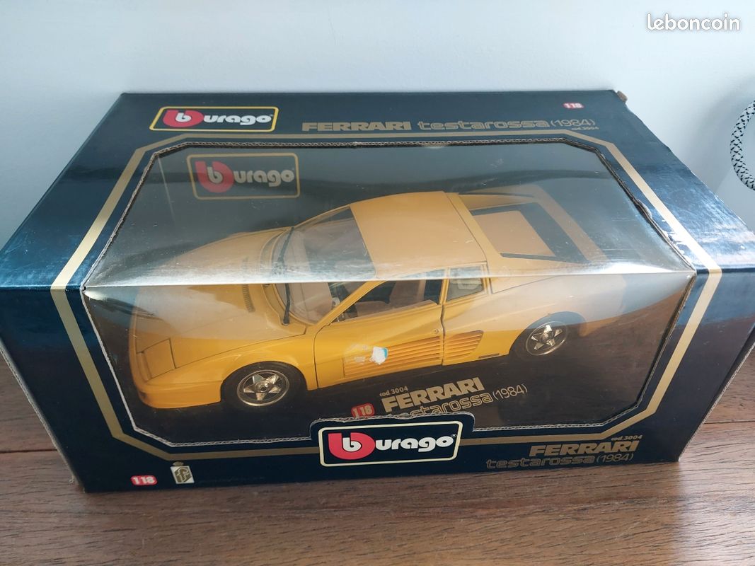 Miniature Burago 1/18 – Ferrari Testarossa – Cod. 3004 – Occasion