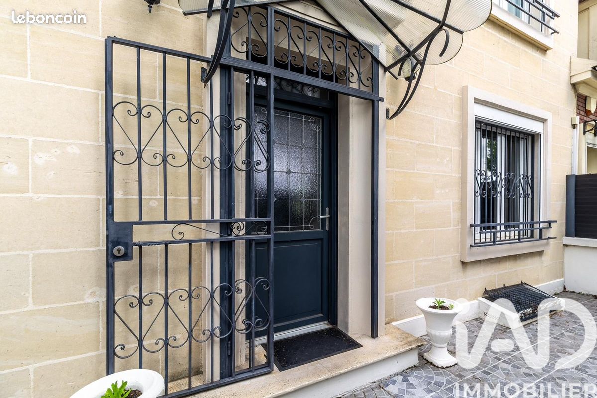 Maison 5 pièces 115 m² · à Margny-lès-Compiègne · 115 m² · 355 000 €