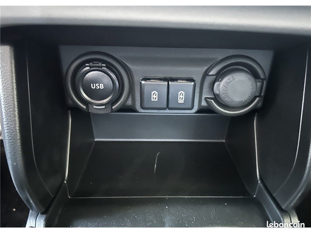 Suzuki Swift IV 1.2 DUALJET HYBRID Pack (image 20)