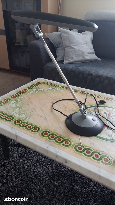 Lampe de bureau (image 2)