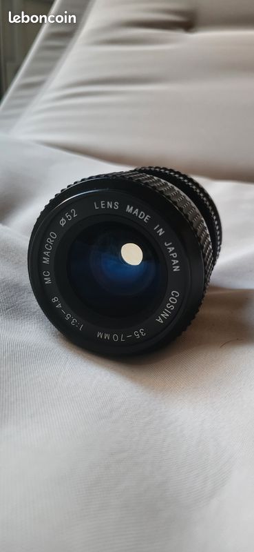 Objectif Cosina 35-70mm 1:3.5-4.8 MC MACRO monture F (image 1)