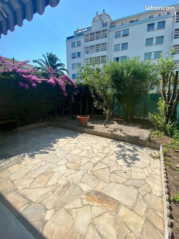 Appartement 4 pièces 95 m² · à Nice · 95 m² · 2 035 €/mois