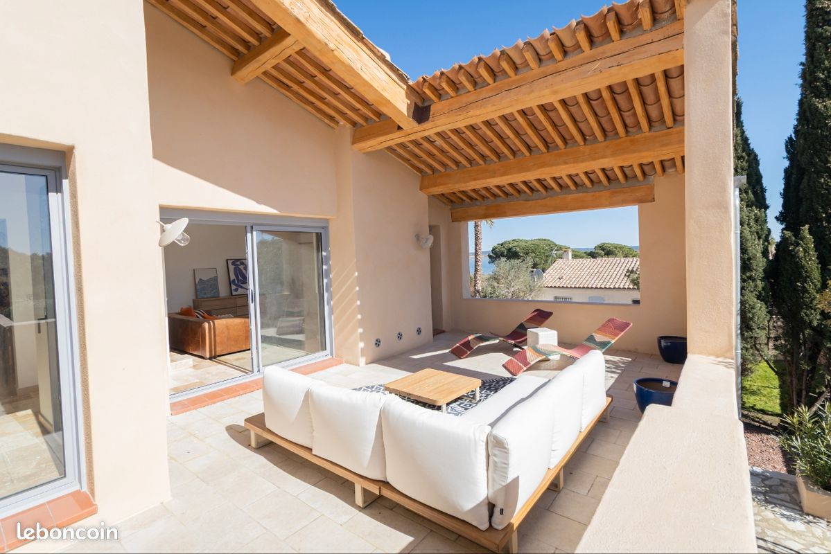 Maison 5 pièces 205 m² · à Bages · 205 m² · 850 000 €