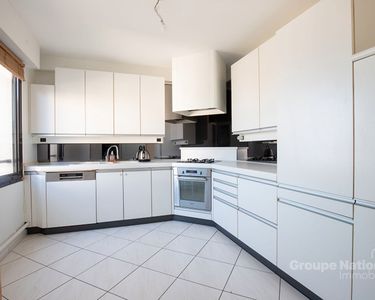 Appartement 750 000 € - 152 m²
