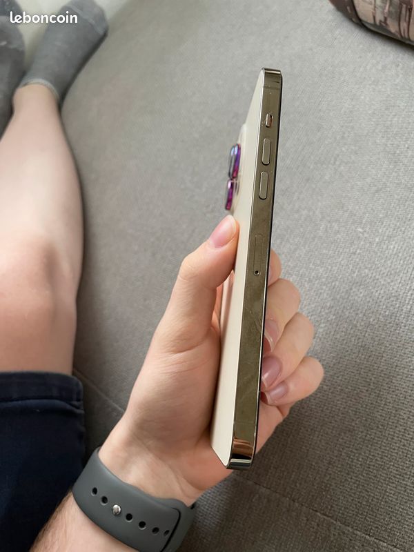 IPhone 14 Pro Max 256go (image 2)