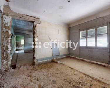 Maison 700 000 € - 333 m²