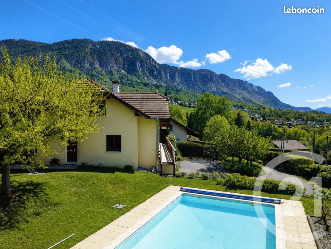 Maison 8 pièces 243 m² (image 12)