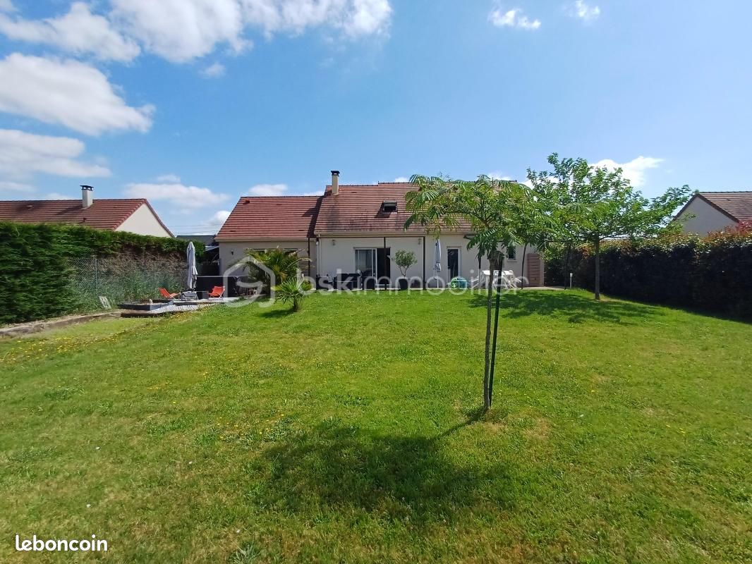 Maison 9 pièces 144 m² · à Villandry · 144 m² · 365 000 €
