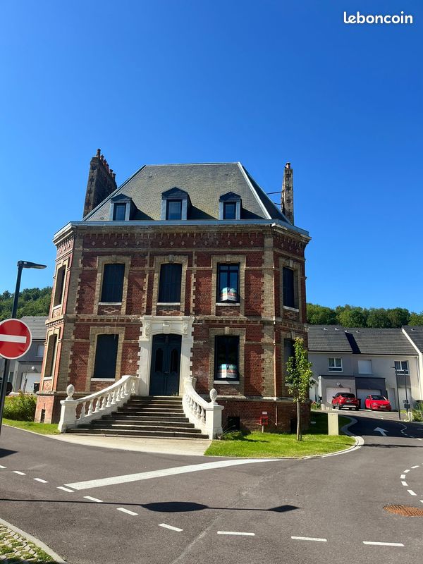 Appartement 2 pièces 52 m² · à Saint-Léger-du-Bourg-Denis · 52 m² · 760 €/mois