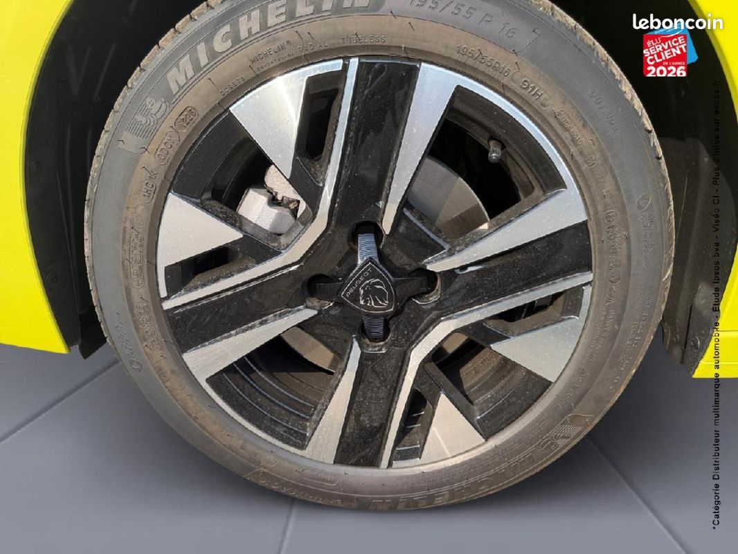 Peugeot 208 1.2 Turbo 100ch Allure (image 10)