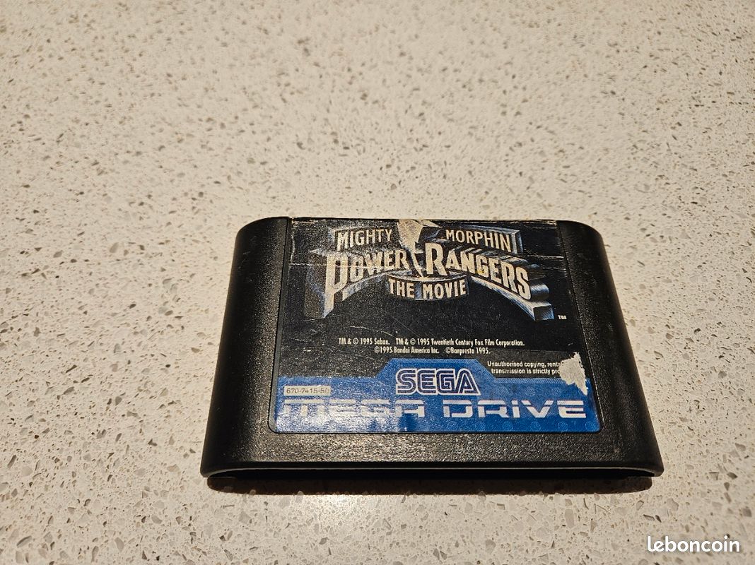 Jeu Sega Mega Drive en boite avec notice Mighty Morphin Power Rangers