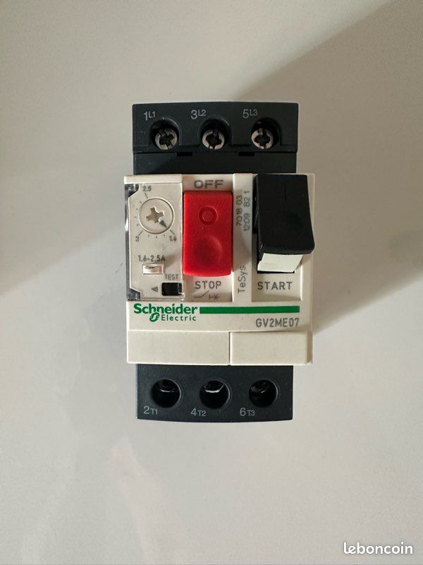 Schneider GV2ME07 (image 3)