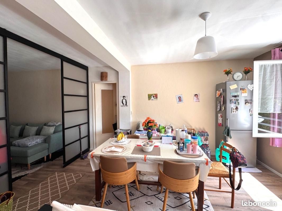 Appartement 3 pièces 62 m² · à Roanne · 62 m² · 80 000 €