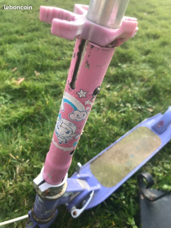 Trottinette à double frein (image 3)