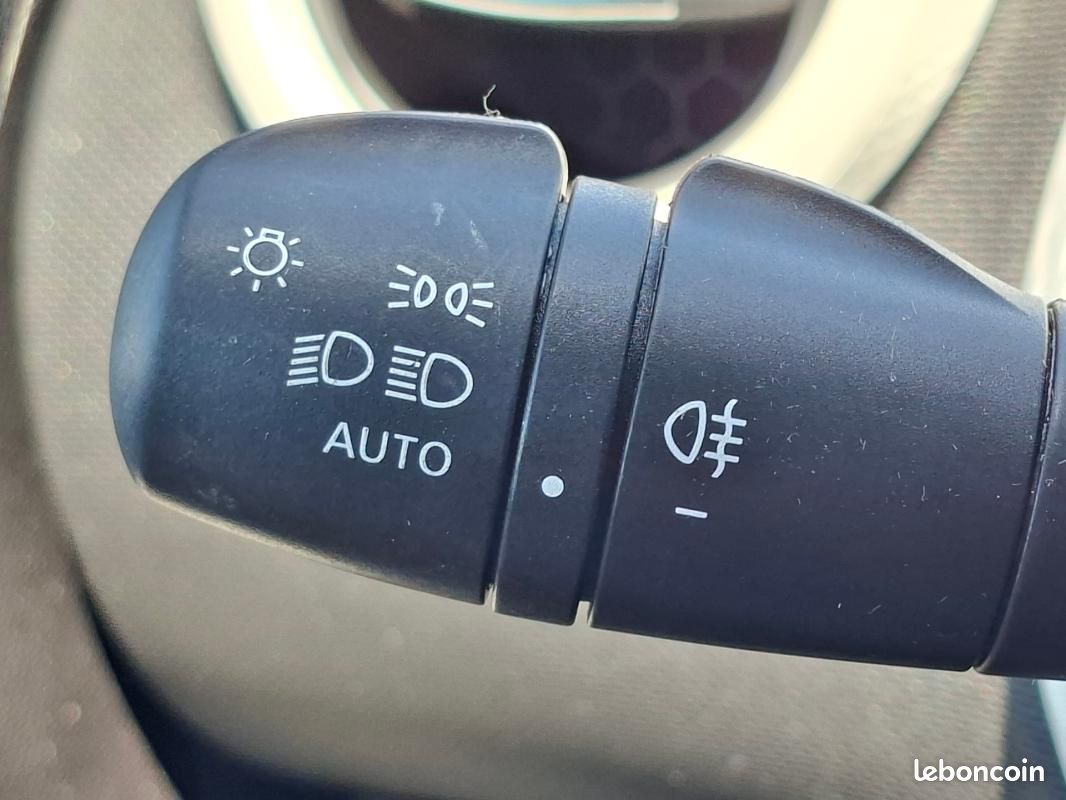 Renault Twingo III TCe 95 Zen (image 15)