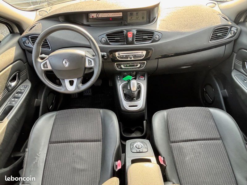 RENAULT SCENIC 3 1.5 dci 110 cv BOSE Boite Automatique (image 5)