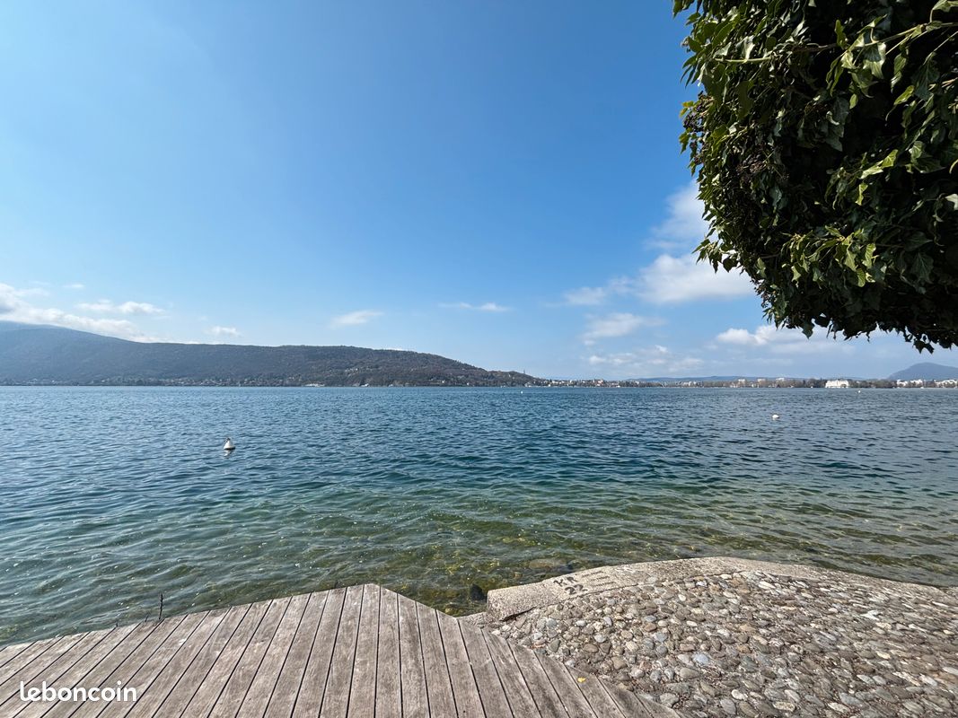 Appartement 3 pièces 100 m² · à Veyrier-du-Lac · 100 m² · 1 175 000 €