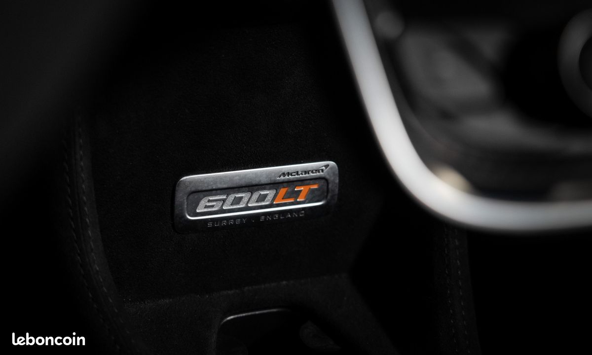 MCLAREN 600 LT V8 600 – FRANÇAISE / Baquets Senna / Cam Recul / Arceau / Carbone / Harnais / 1568E/Mois (image 28)