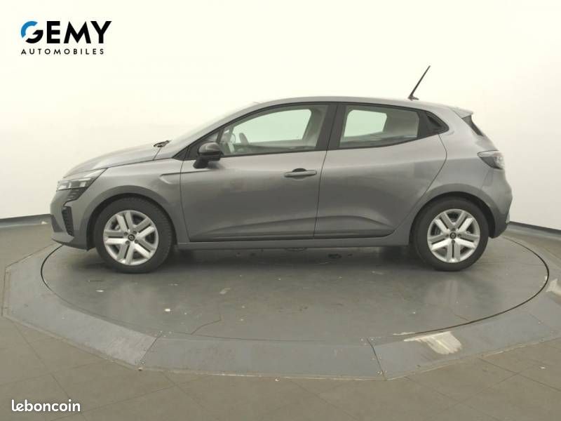 Renault Clio E-Tech full hybrid 145 ch GSR2 Evolution (image 19)