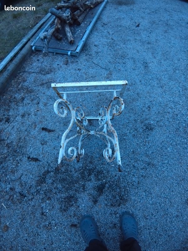 Table en fer forgé (image 2)