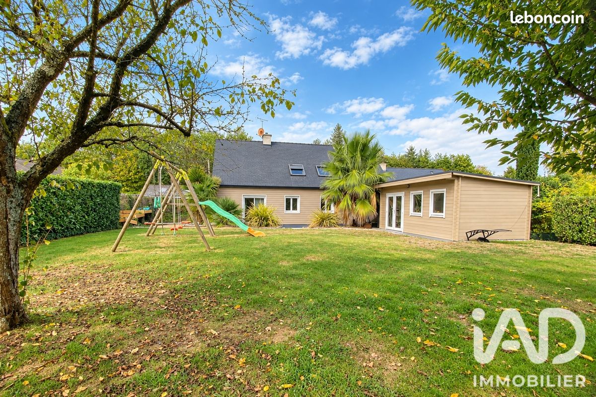 Maison 6 pièces 126 m² · à Crevin · 126 m² · 344 000 €