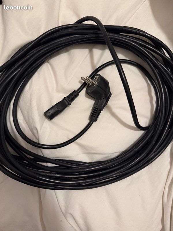 Câble alimentation tripolaire 10metres (image 1)